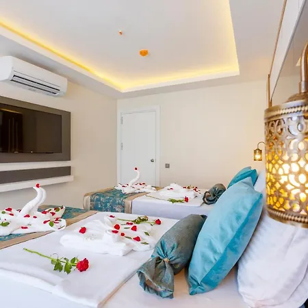 Algora Halal Hotel Toslak