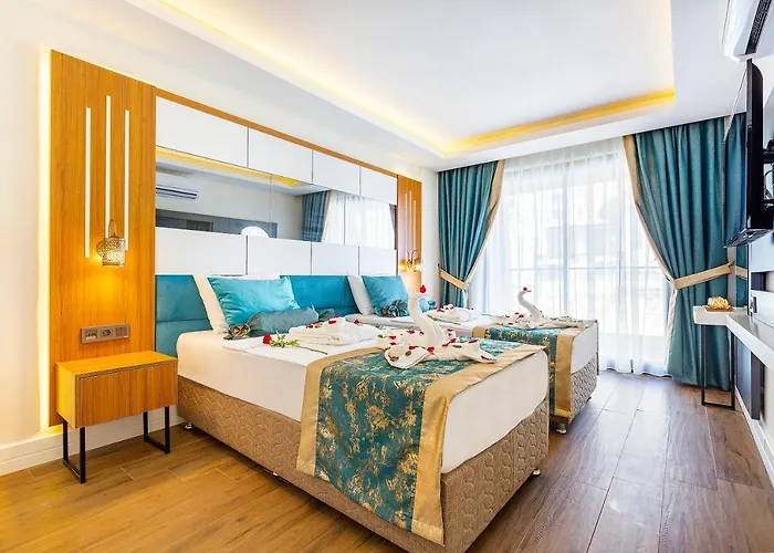 Algora Halal Hotell 5*