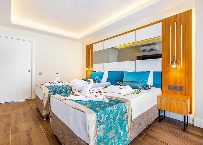 Algora Halal Hotell Toslak
